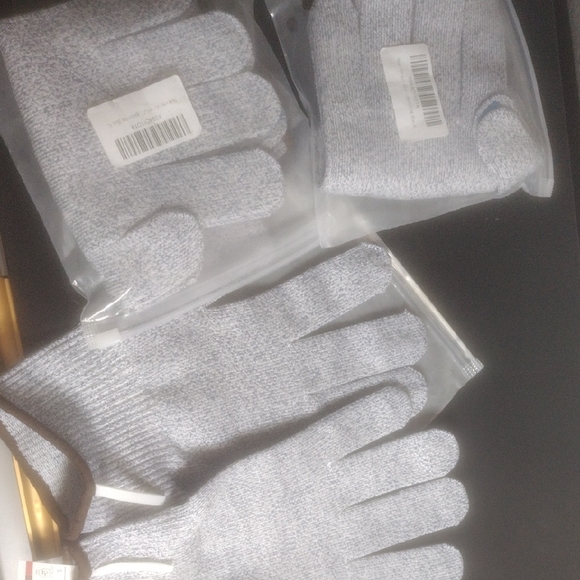 Gray Knit Safety Gloves - Picture 1 of 5